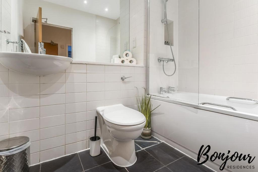 Spacious 2Br-1Ba - Grassmarket - Free Parking By Bonjour Residences Edimburgo Exterior foto