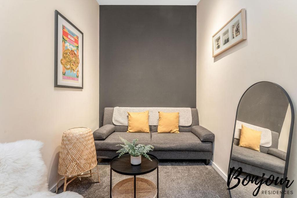 Spacious 2Br-1Ba - Grassmarket - Free Parking By Bonjour Residences Edimburgo Exterior foto
